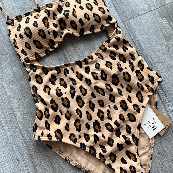 🔥🔥BILLABONG - WILD WAYS ONE PIECE🔥🔥 - Picture 8 of 12